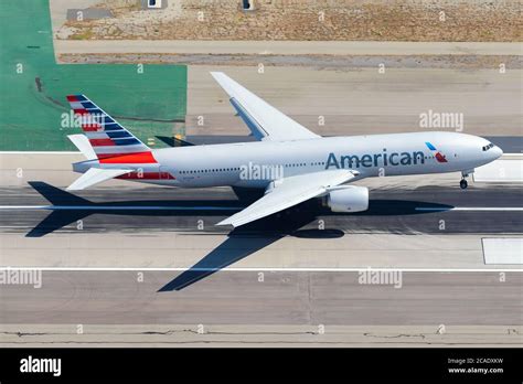 boeing 772 777 american airlines.
